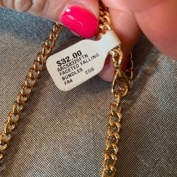 NWT Mint Faceted Falling Bundles Necklace - Picture 3 of 3